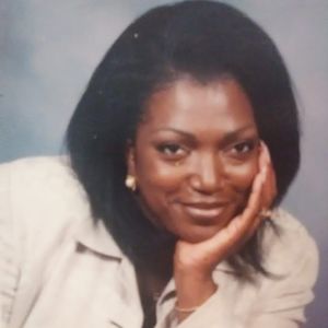 Meet your Posher, Roxanne